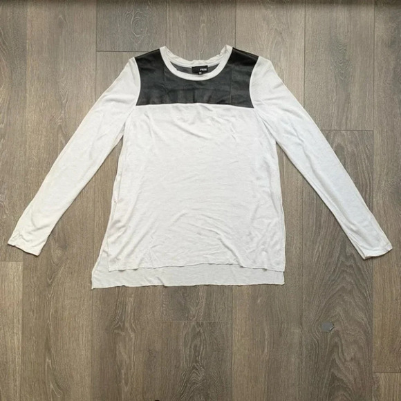 Aritzia Wilfred Free Simone Top Faux Leather Side Slit white Black Size XXS - Picture 2 of 13